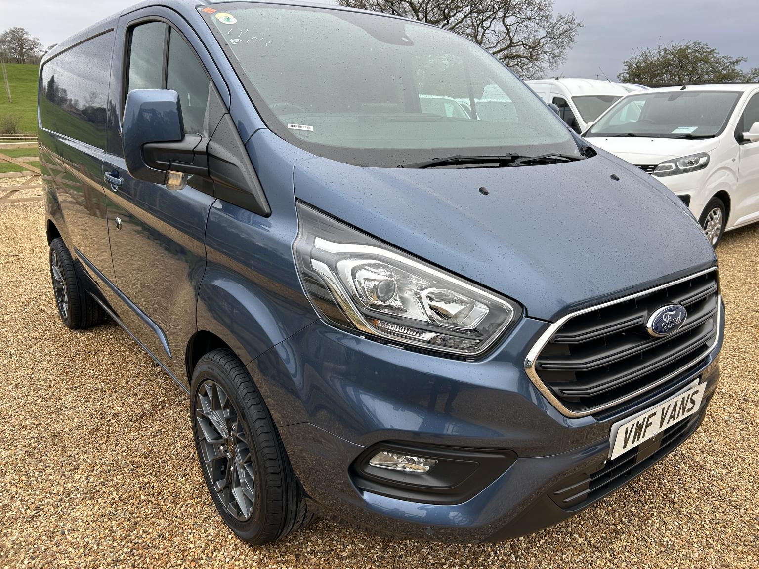 FORD TRANSIT CUSTOM 280 LIMITED P/V ECOBLUE